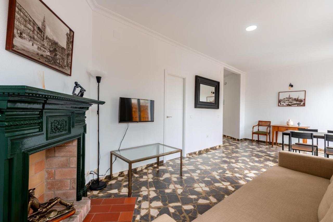 Aoa Conde De Ibarra Apartment 塞维利亚 外观 照片