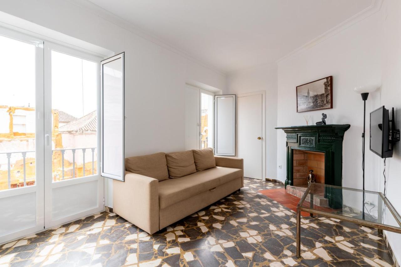 Aoa Conde De Ibarra Apartment 塞维利亚 外观 照片